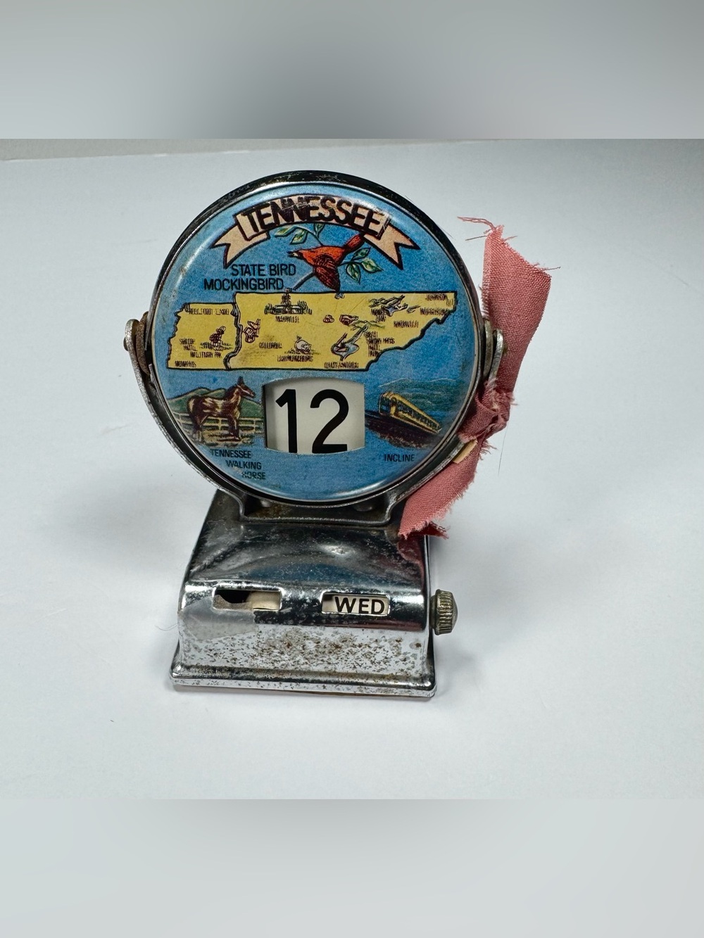 Vintage 40s - 50s Era Flip Desk Perpetual Calendar Tennessee Souvenir (Read)